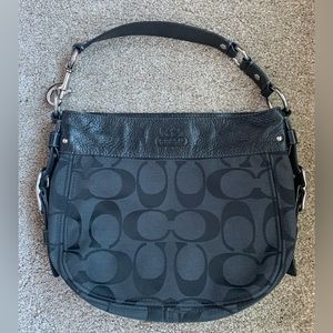 Coach shoulder/crossbody bag